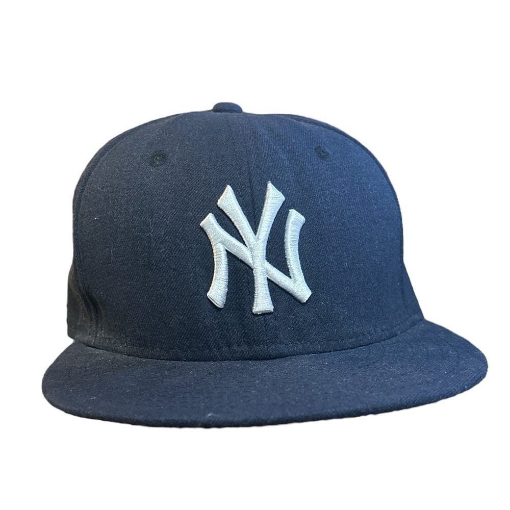 New Era 59FIFTY New York Yankees Fitted Hat Navy Blue MLB On-Field Size 6 7/8